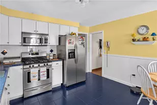 130 Thurston St, East Providence, RI 02915 - Photo 13
