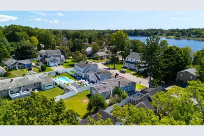 26 Bowden Avenue, Barrington, RI 02806 - Photo 29