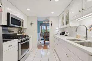 91 Windward Ln, Bristol, RI 02809 - Photo 11