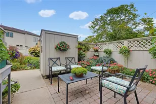91 Windward Ln, Bristol, RI 02809 - Photo 3