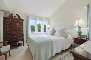91 Windward Ln, Bristol, RI 02809 - Photo 17
