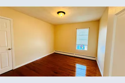 384 Metacom Avenue, Warren, RI 02885 - Photo 9