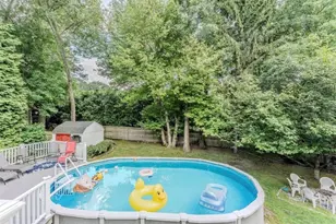 61 Lonsdale St, West Warwick, RI 02893 - Photo 25