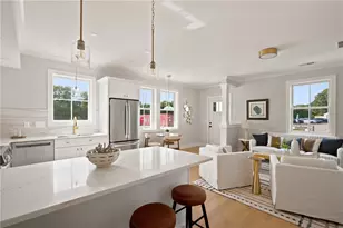 67 Queen St, East Greenwich, RI 02818 - Photo 11