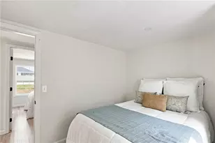 45 Milton Rd, Warwick, RI 02888 - Photo 17