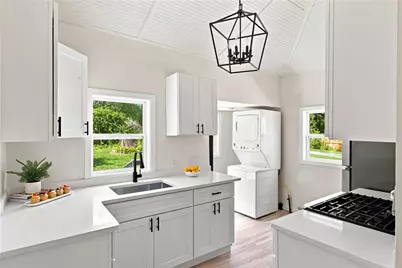 45 Milton Road, Warwick, RI 02888 - Photo 9