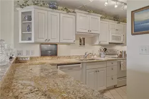 1314 Capella S, Newport, RI 02840 - Photo 11