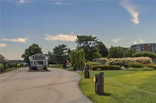 1314 Capella S, Newport, RI 02840 - Photo 37