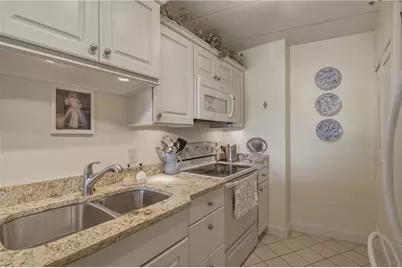 1314 Capella South #1314, Newport, RI 02840 - Photo 7