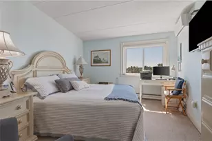 1314 Capella S, Newport, RI 02840 - Photo 23