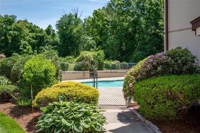 185 Manville Hill Rd Road #506, Cumberland, RI 02864 - Photo 5