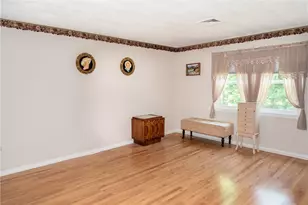 185 Manville Hill Rd Rd, Cumberland, RI 02864 - Photo 13