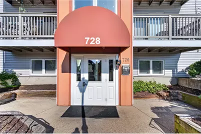 728 Beverage Hill Avenue #17, Pawtucket, RI 02861 - Photo 1