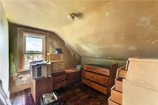 15 Danby St, Providence, RI 02904 - Photo 27