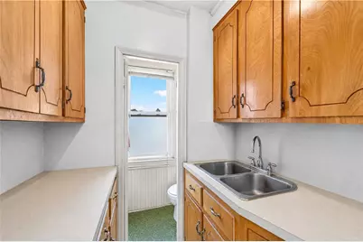 15 Danby Street, Providence, RI 02904 - Photo 19