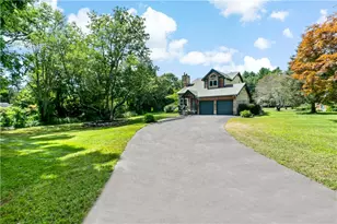130 K G Ranch Rd, Richmond, RI 02832 - Photo 3
