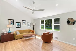 42 Sherman Ave, South Kingstown, RI 02892 - Photo 15
