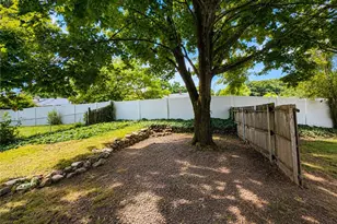 48 Madeleine Ave, Woonsocket, RI 02895 - Photo 19