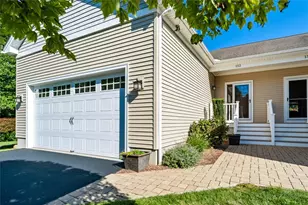 152 Allegra Ln, North Kingstown, RI 02852 - Photo 3