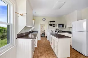 5 Kempton Pl, Little Compton, RI 02837 - Photo 19