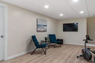 107 Old River Rd, Lincoln, RI 02865 - Photo 25