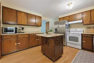 685 Twin Brook Ln, Coventry, RI 02816 - Photo 13