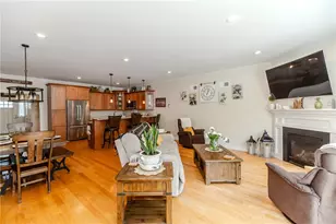 160 Allegra Ln, North Kingstown, RI 02852 - Photo 9