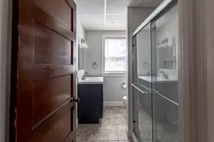 18 Meader St, Providence, RI 02909 - Photo 13