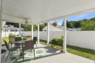 200 Rowe Avenue, Pawtucket, RI 02861 - Photo 23