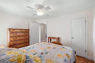 200 Rowe Ave, Pawtucket, RI 02861 - Photo 11
