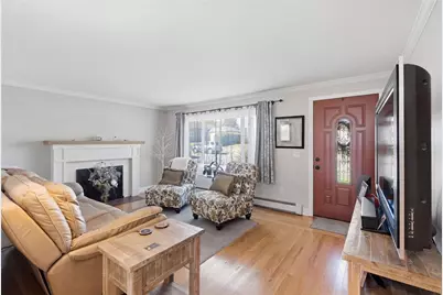 200 Rowe Avenue, Pawtucket, RI 02861 - Photo 7