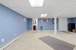 200 Rowe Ave, Pawtucket, RI 02861 - Photo 19