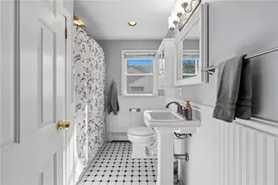 200 Rowe Ave, Pawtucket, RI 02861 - Photo 17