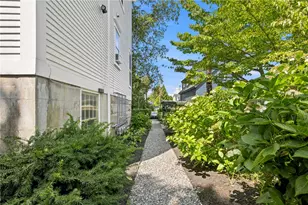 12 Mt Vernon St, Newport, RI 02840 - Photo 39