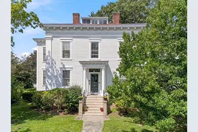 12 Mount Vernon Street #4, Newport, RI 02840 - Photo 3