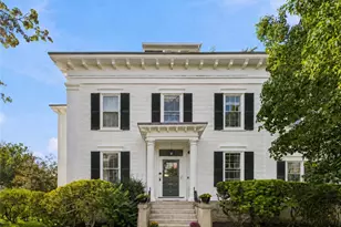 12 Mt Vernon St, Newport, RI 02840 - Photo 3