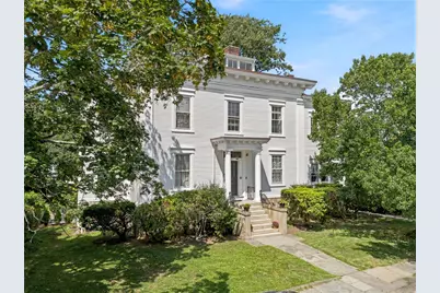 12 Mount Vernon Street #4, Newport, RI 02840 - Photo 1