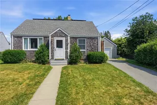 25 King Rd, Middletown, RI 02842 - Photo 1