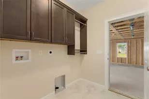 575 S Shore Village Blvd, South Kingstown, RI 02879 - Photo 33