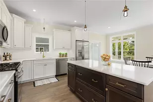 575 S Shore Village Blvd, South Kingstown, RI 02879 - Photo 9