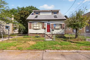 138 Chaplin St, Pawtucket, RI 02861 - Photo 1