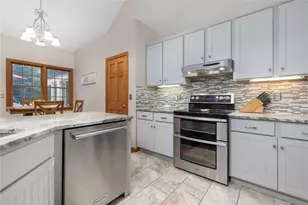 42 Deer Run Dr, West Greenwich, RI 02817 - Photo 21
