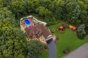 42 Deer Run Dr, West Greenwich, RI 02817 - Photo 3