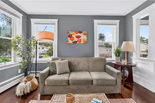 31 Elton Ave, Warwick, RI 02889 - Photo 3