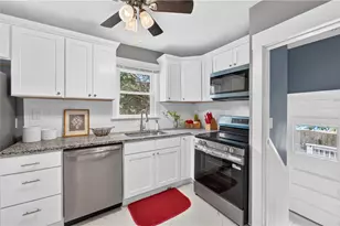31 Elton Ave, Warwick, RI 02889 - Photo 11