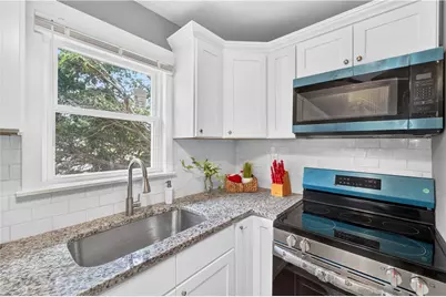 31 Elton Avenue, Warwick, RI 02889 - Photo 13