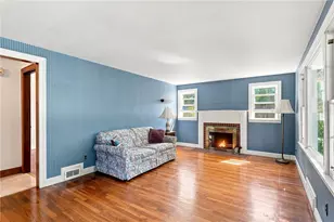 12 Rollins Rd, Warwick, RI 02889 - Photo 11