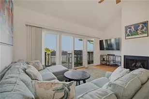 157 Harrison Ave, Newport, RI 02840 - Photo 9