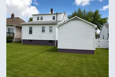 293 Sutton Avenue, East Providence, RI 02914 - Photo 3