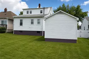 293 Sutton Ave, East Providence, RI 02914 - Photo 3